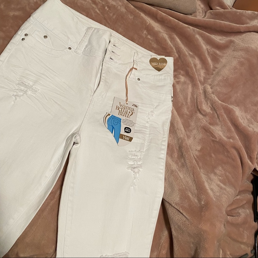 Ymi white distressed skinny jeans